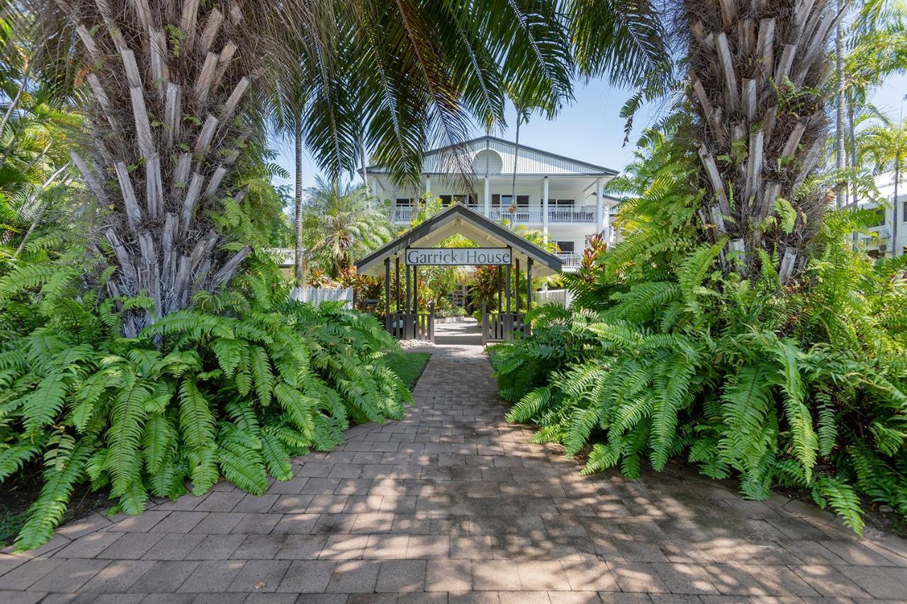 Garrick House Aparthotel Port Douglas Exterior foto