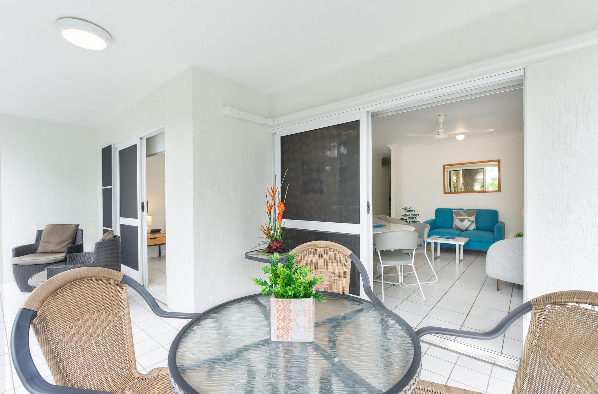 Garrick House Aparthotel Port Douglas Exterior foto