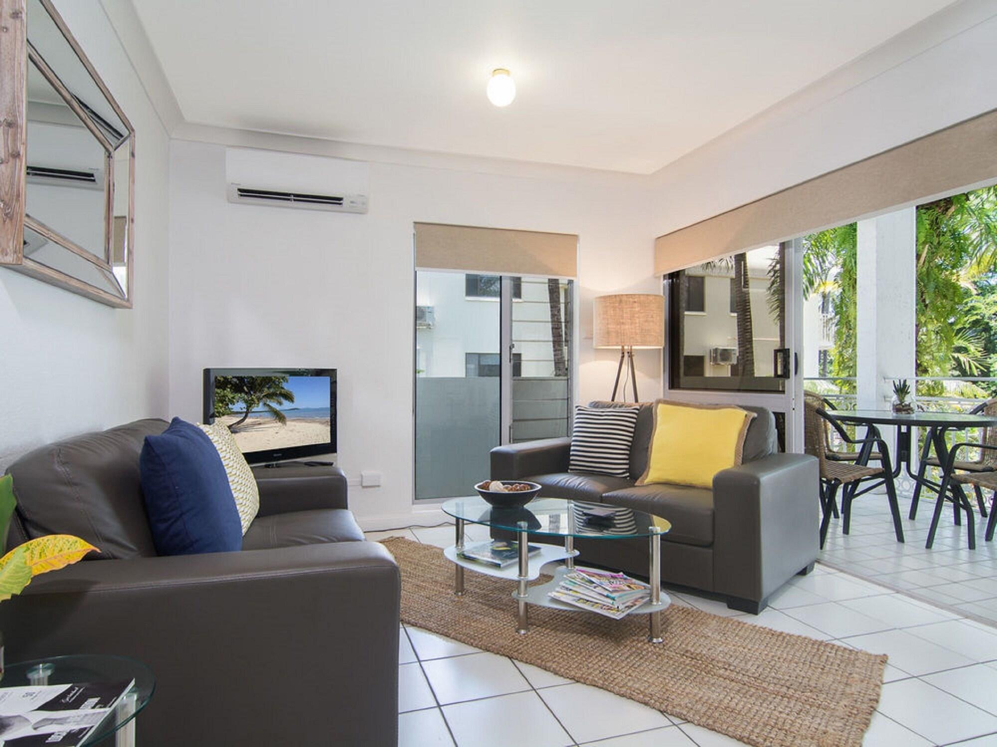 Garrick House Aparthotel Port Douglas Exterior foto