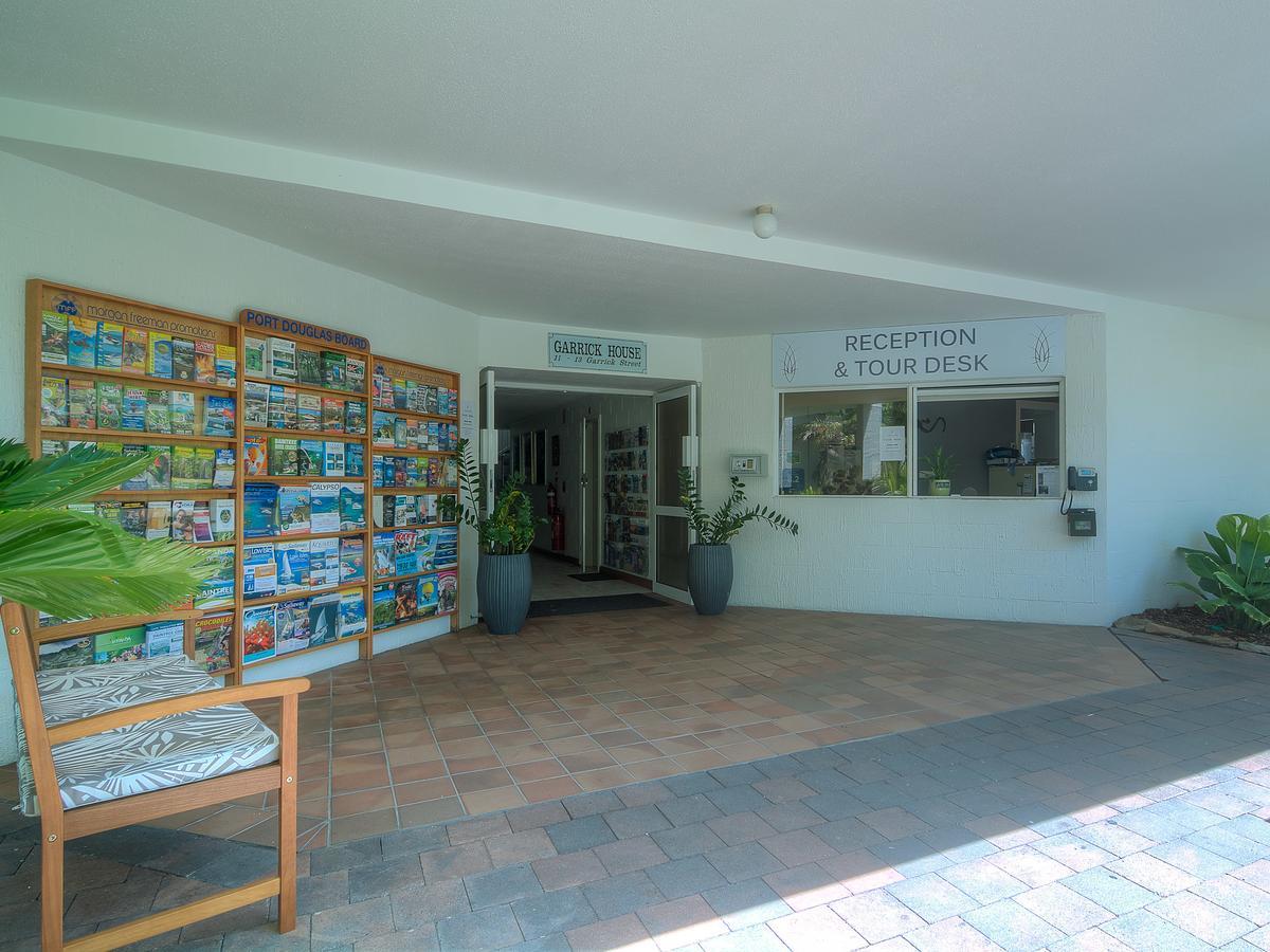 Garrick House Aparthotel Port Douglas Exterior foto